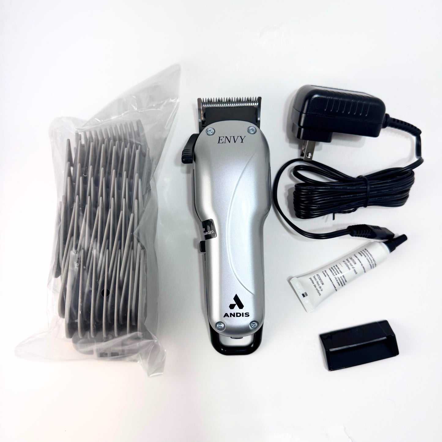 Andis Cordless Envy Li Adjustable Blade Clipper 73130 with accessories