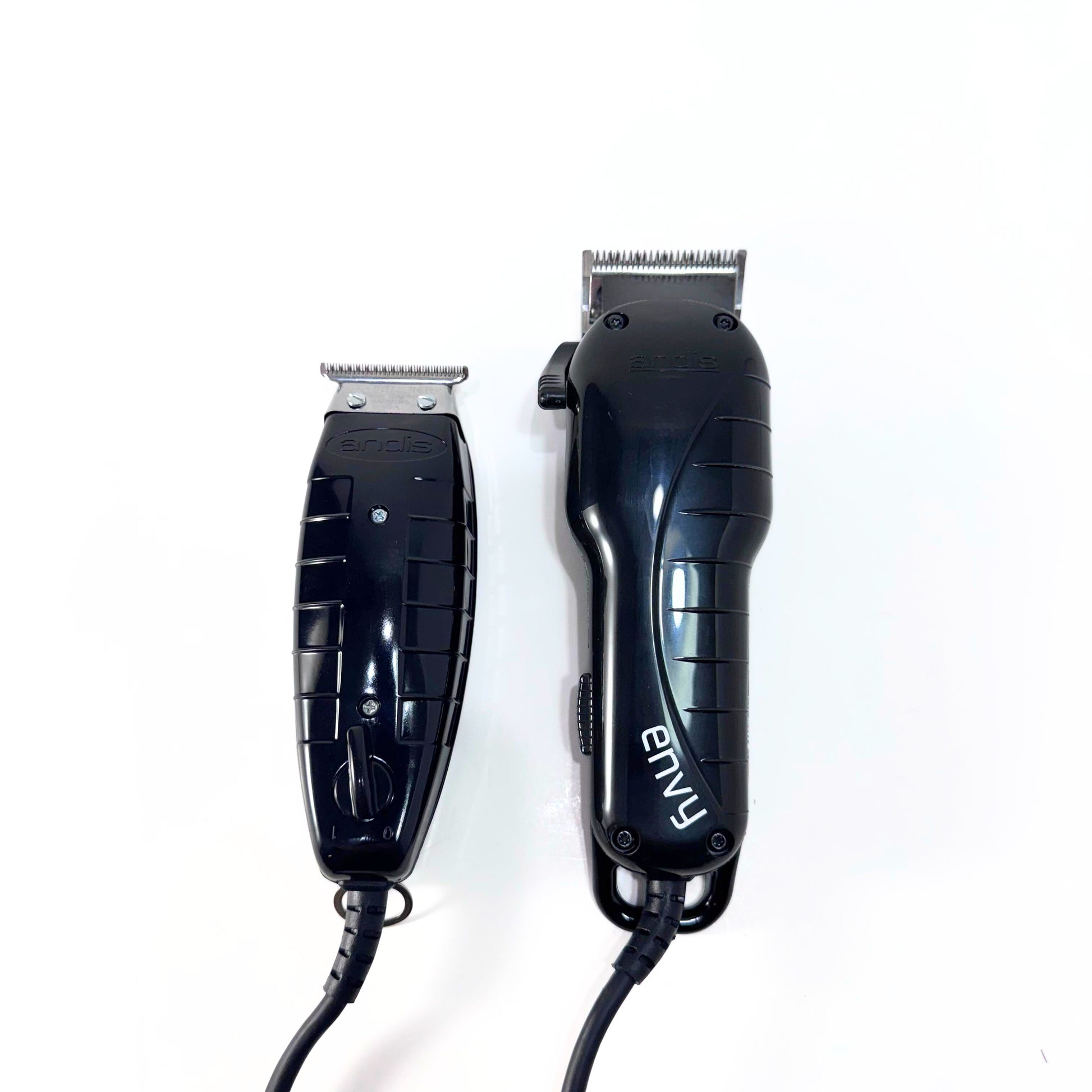 Andis Stylist Clipper and Trimmer Combo 66280 lying straight