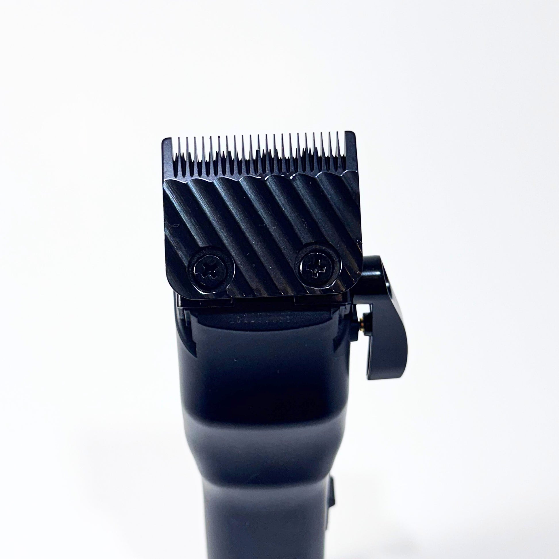 FX825 clipper blade zoom up