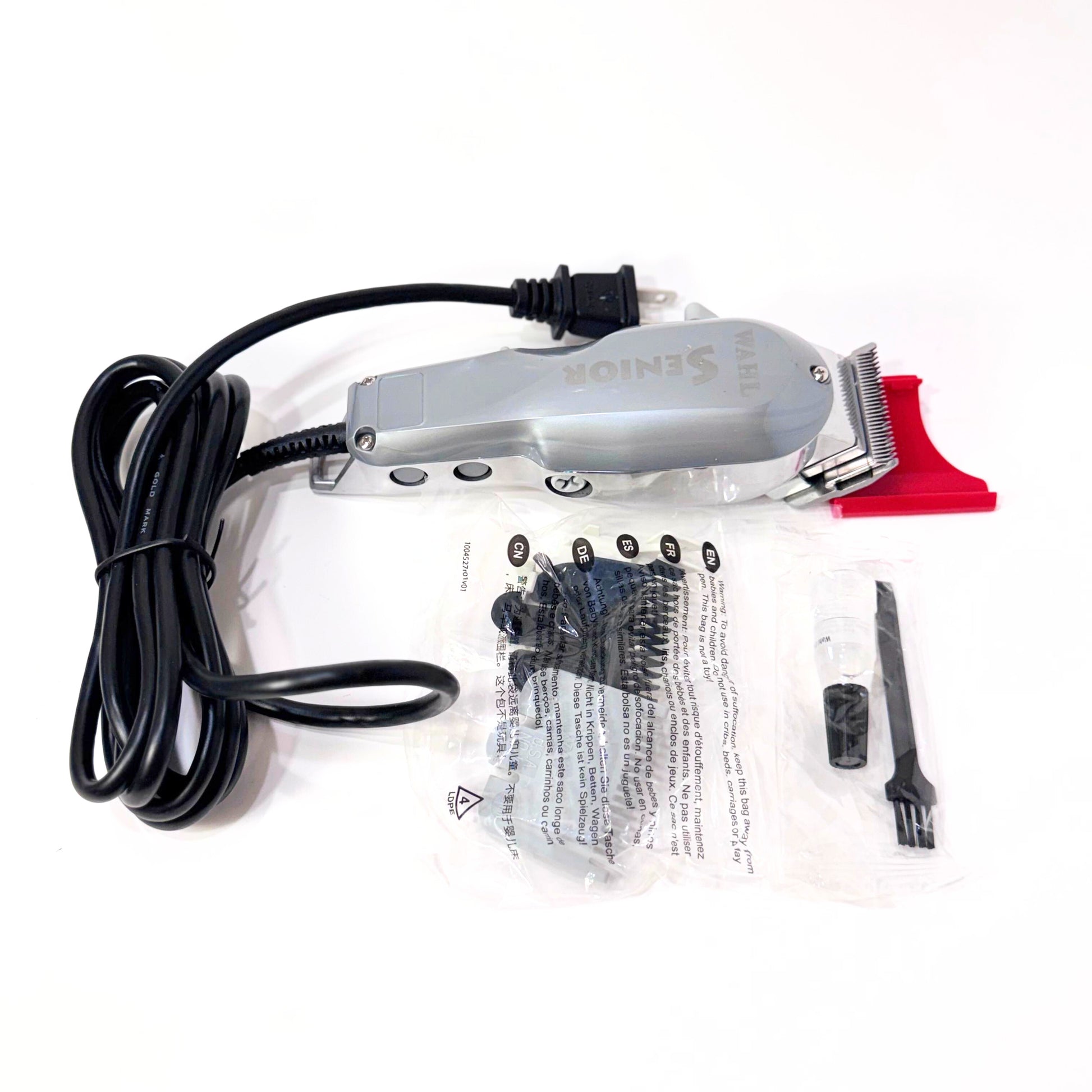Wahl Senior Premium clipper with accessories
